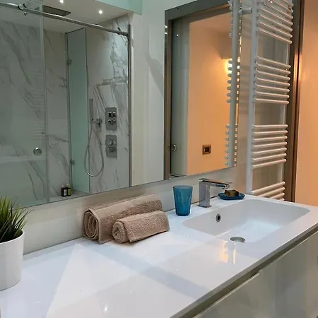 Apartament Di Pregio In Centro A